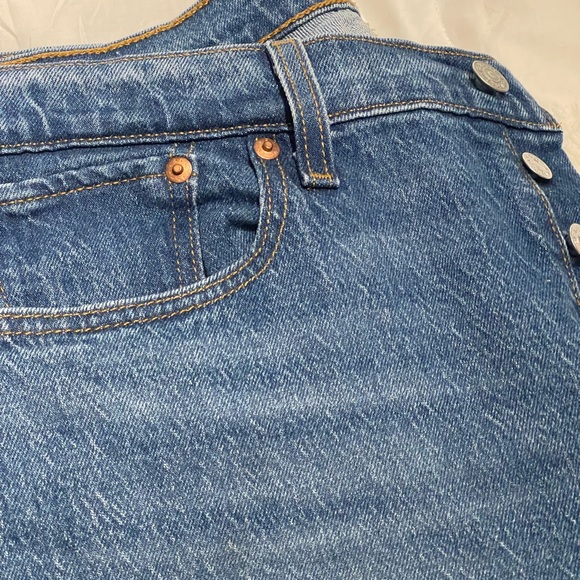 Levi's Wedgie Straight Jeans - Picture 6 of 13